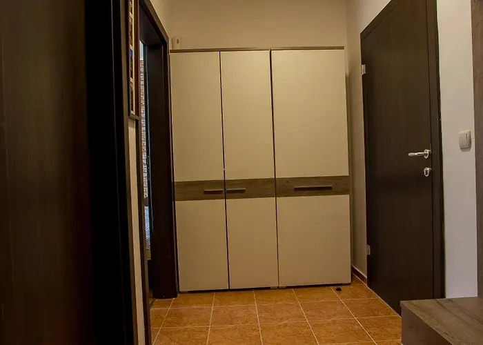 Iva - Iglika 2 * Borovets